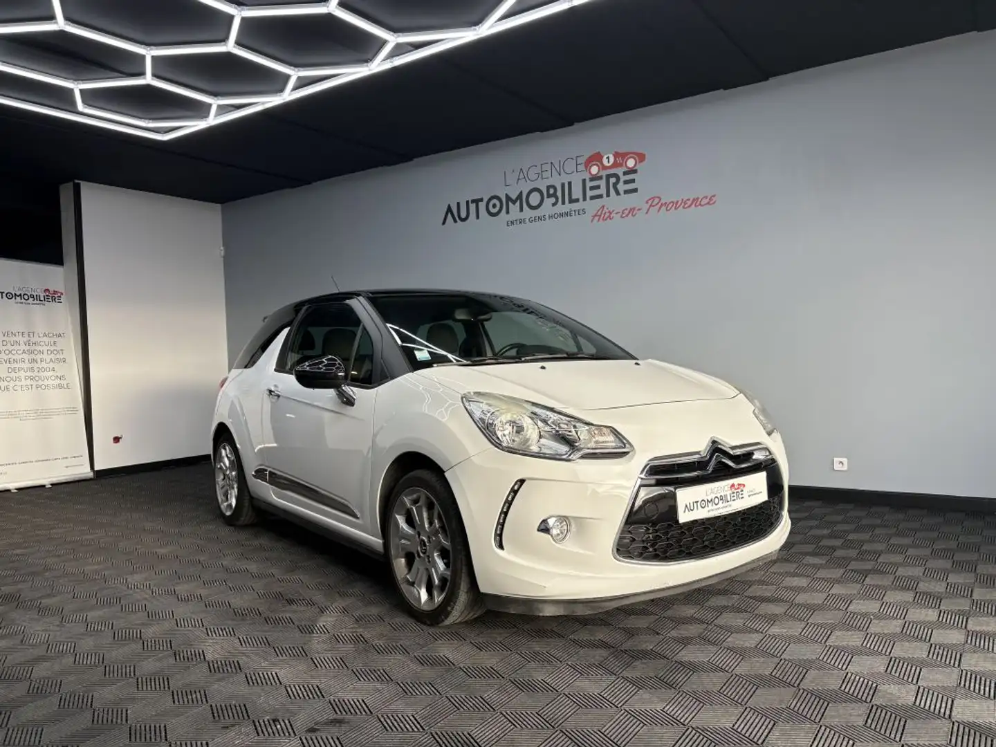 Citroen DS3 1.6 THP 156 cv Blanc - 1