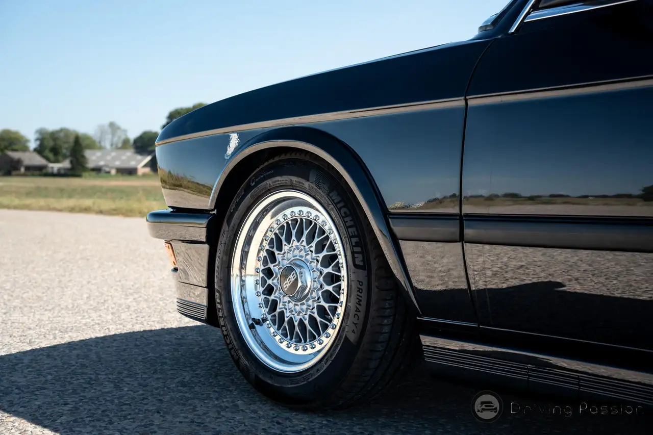 BMW 535 5-serie M 535i E28 | Naturbeige | Diamantschwarz M, foto 12