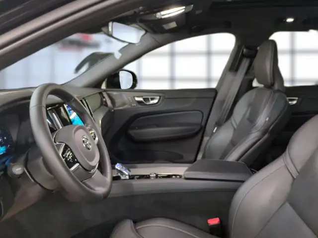 Volvo XC60 view 13