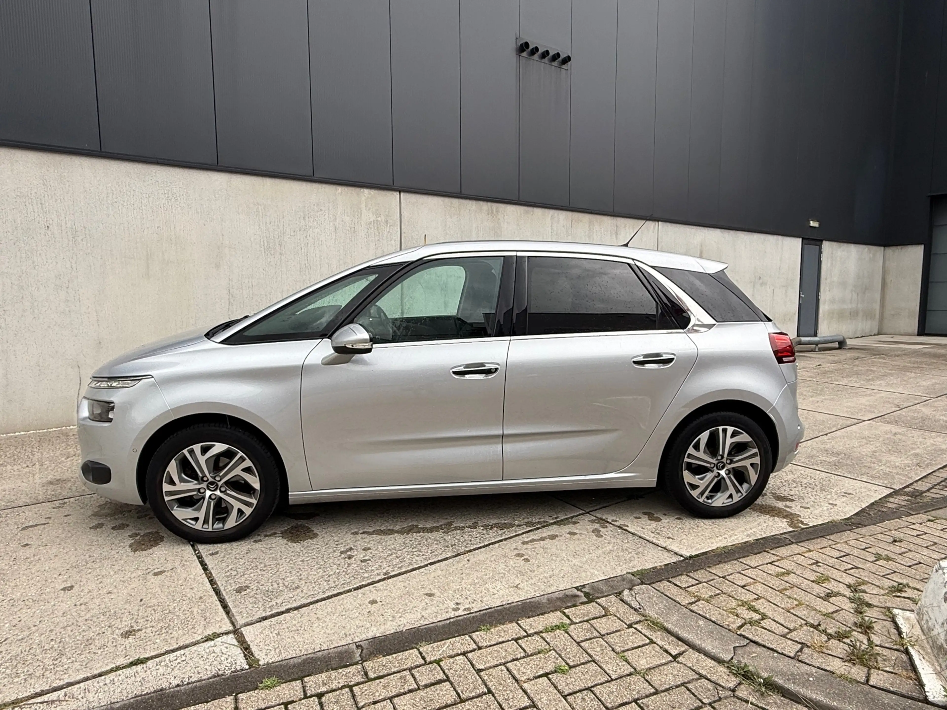 Citroen C4 Picasso 1.2 PureTech Intensive Camera NAVI Volledig onderh — photo 6
