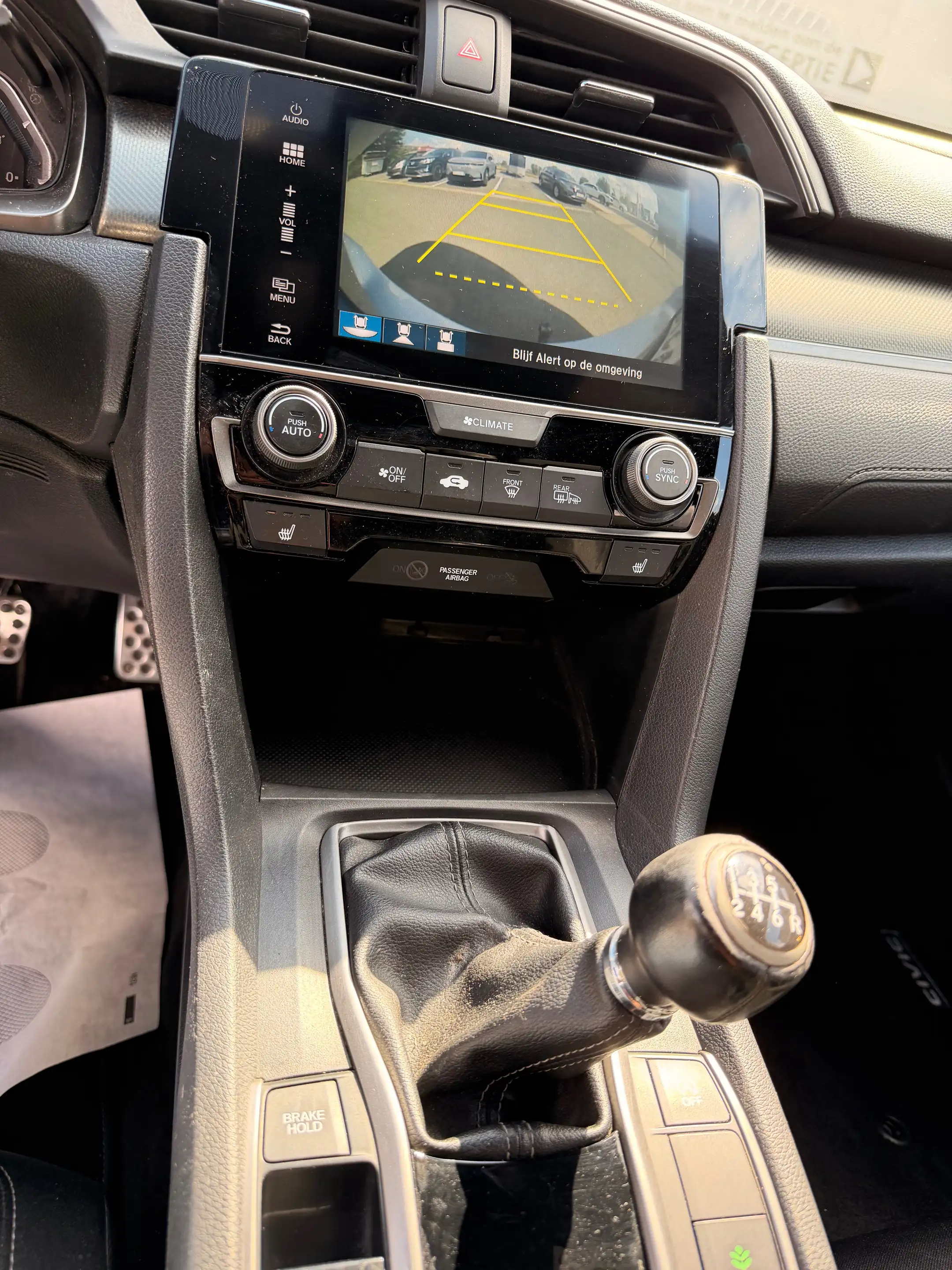 Honda Civic Civic 1.0 i-VTEC Elegance — photo 12