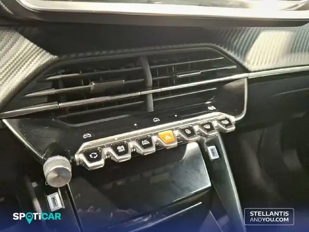 Peugeot 2008 view 13