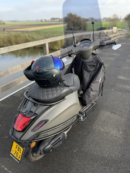 Vespa Sprint - foto 8