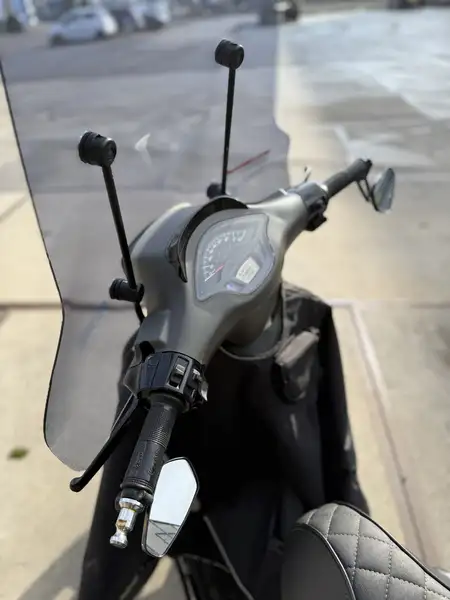 Vespa Sprint - foto 3