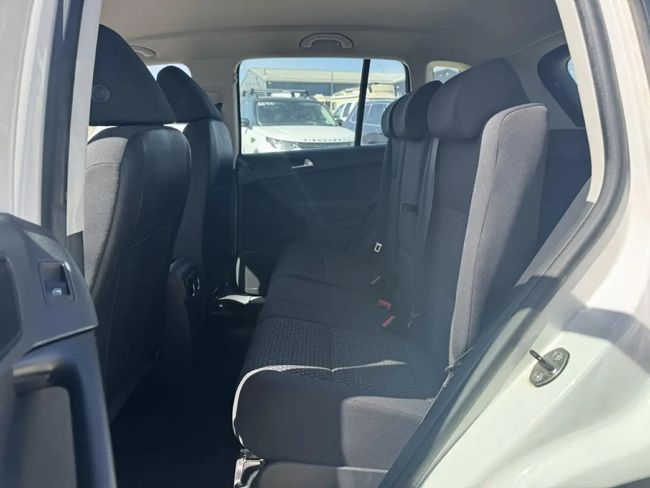 Volkswagen Tiguan снимка Volkswagen Tiguan