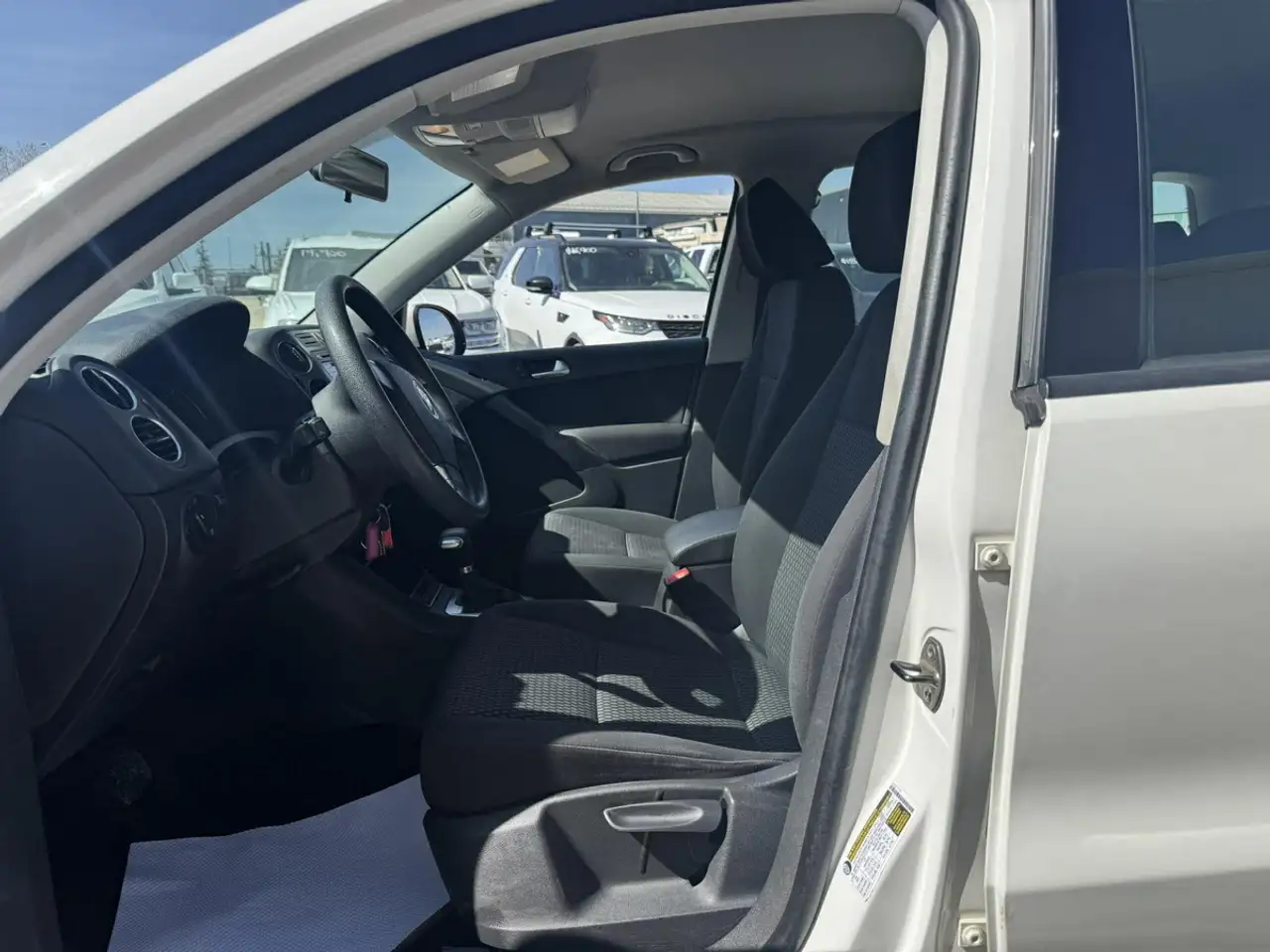 Volkswagen Tiguan снимка Volkswagen Tiguan