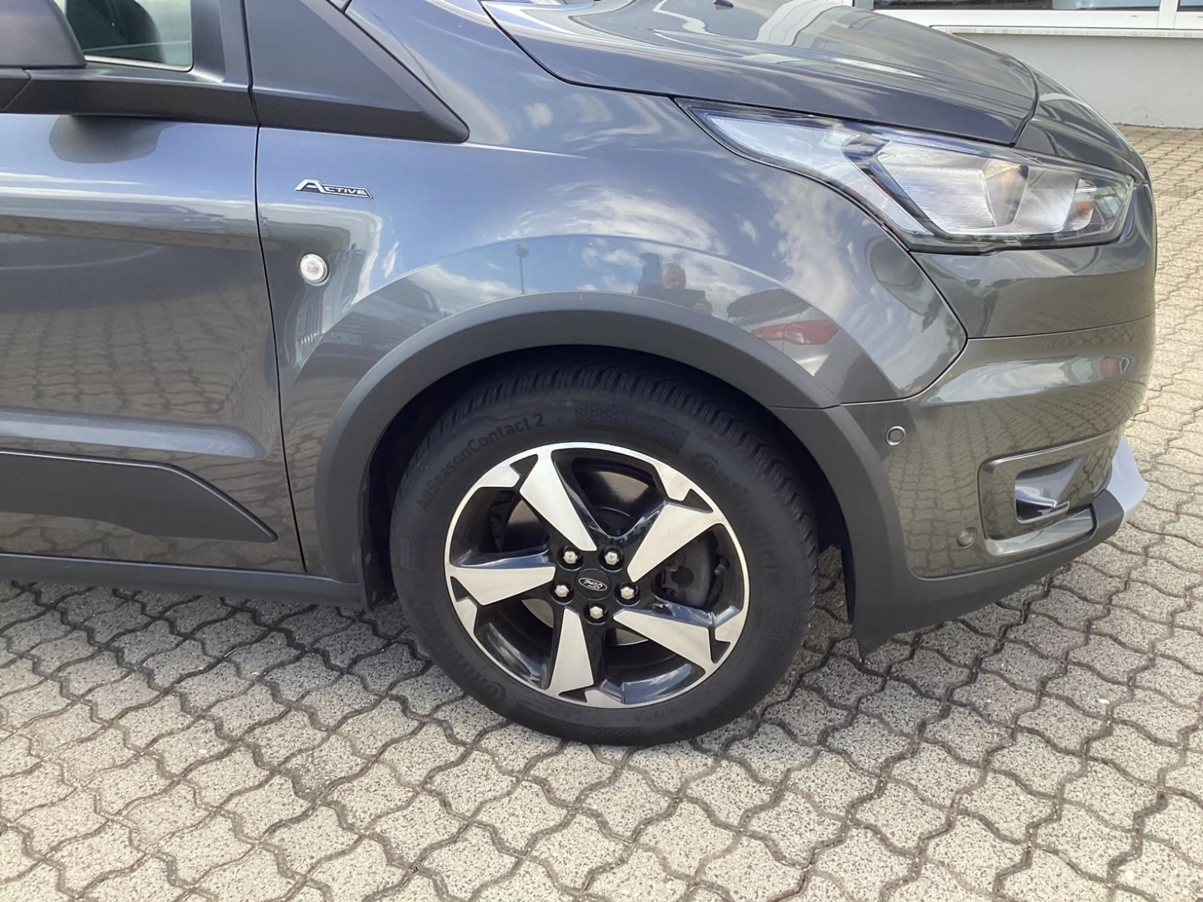 Ford Grand Tourneo Connect Active / Pano Dach / Navi — photo 7