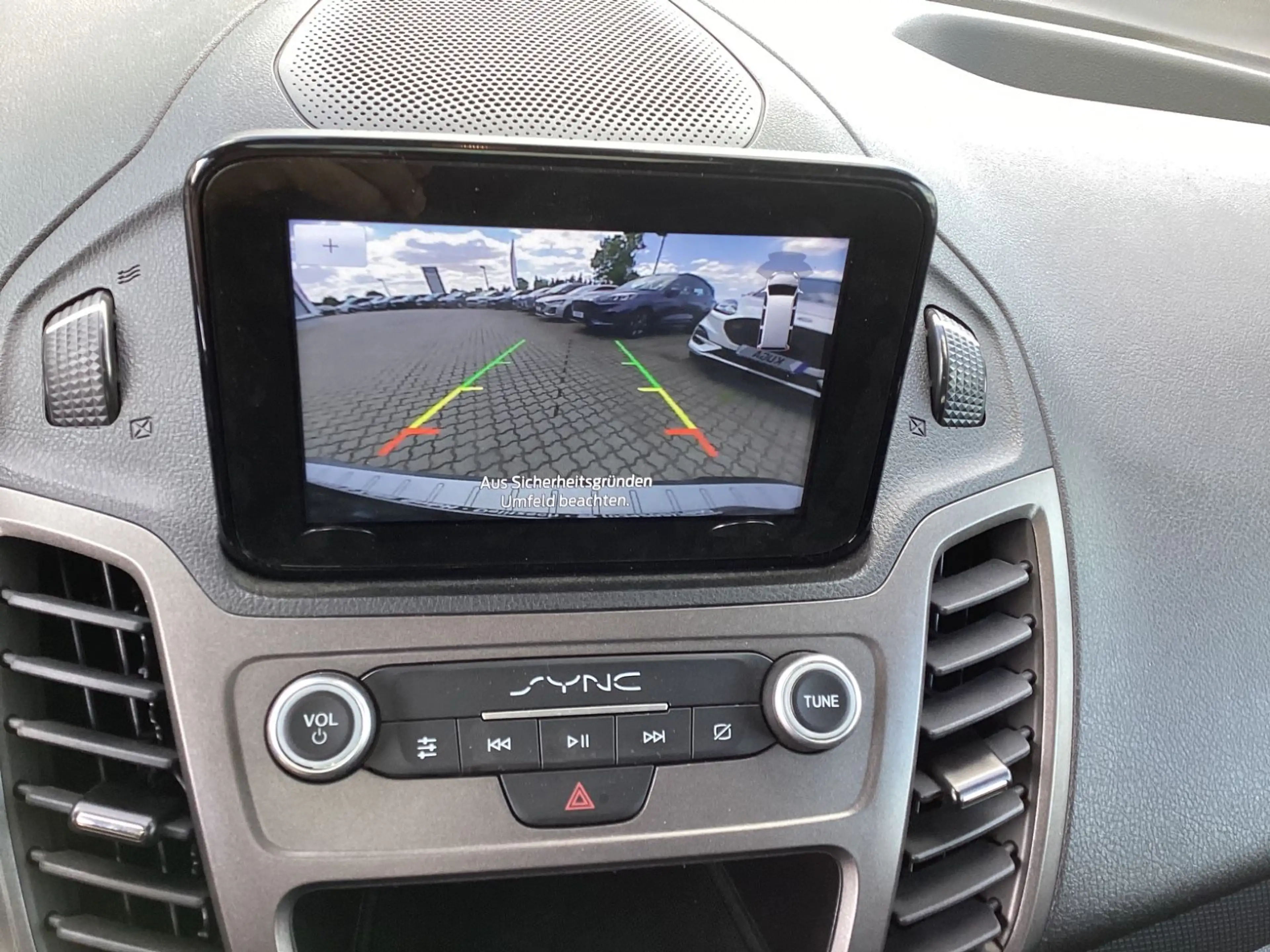Ford Grand Tourneo Connect Active / Pano Dach / Navi — photo 17