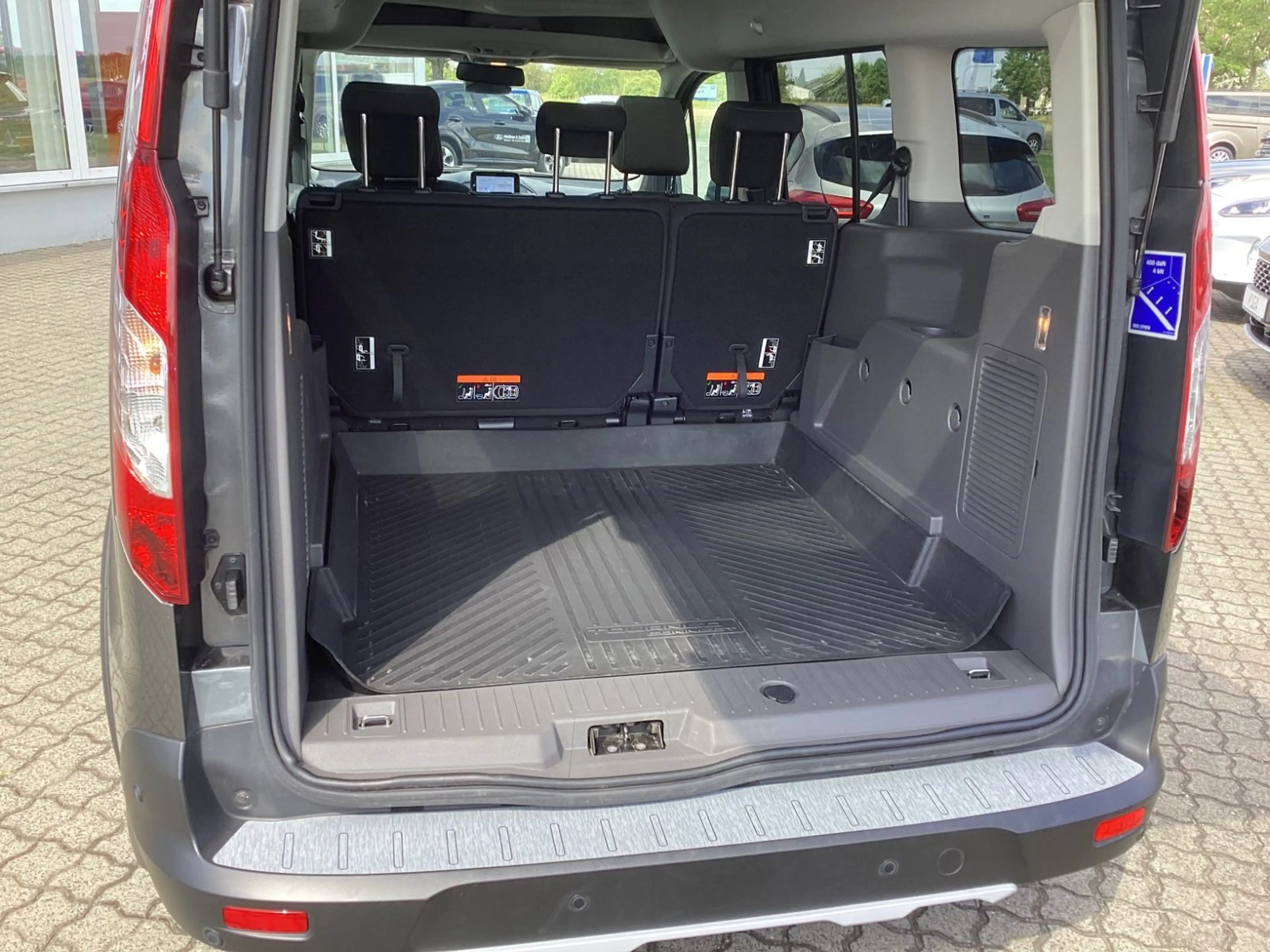 Ford Grand Tourneo Connect Active / Pano Dach / Navi — photo 11