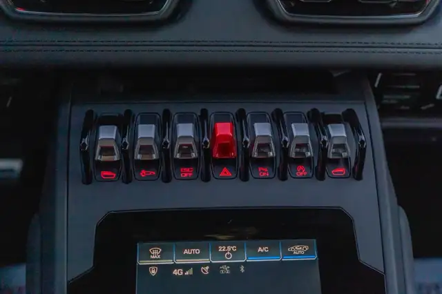 Lamborghini Huracan view 14