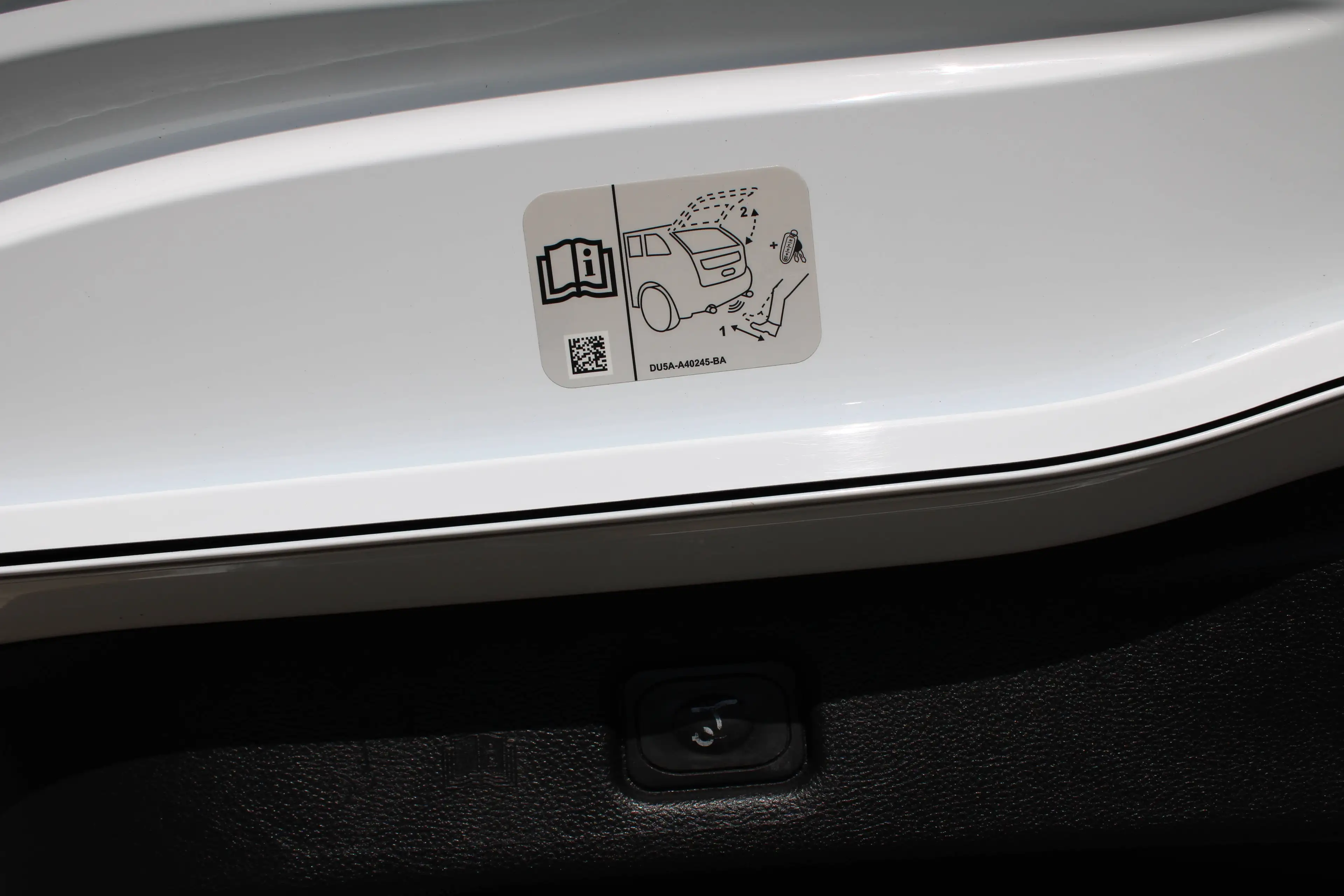 Ford S-Max ST LINE — photo 10