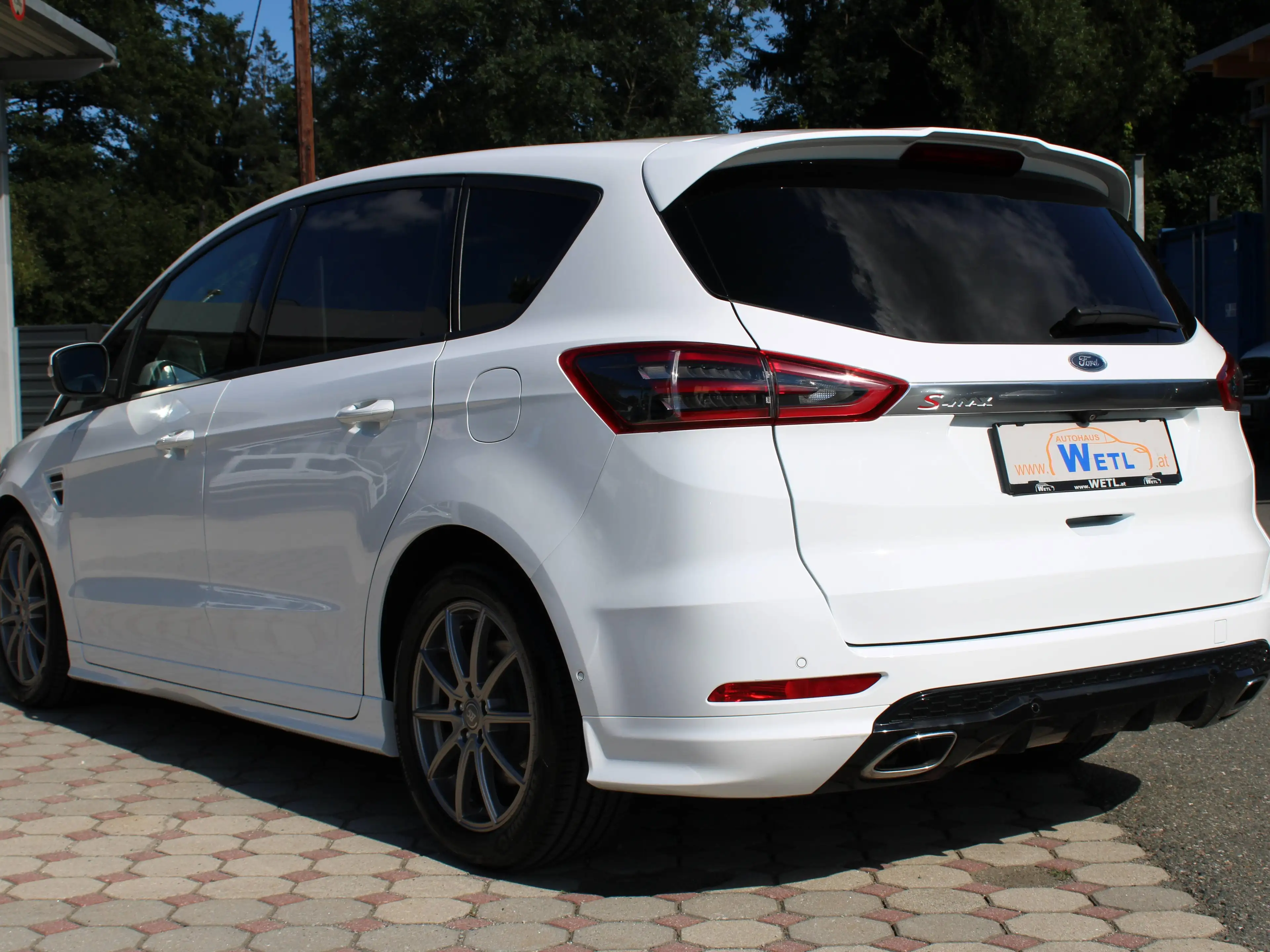 Ford S-Max ST LINE — photo 7