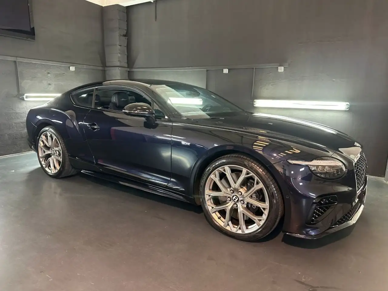 Bentley Continental GT 2024
