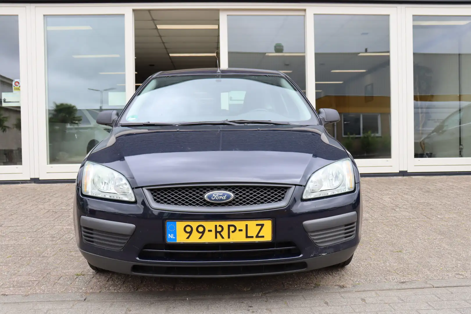 Ford Focus Wagon, Automaat, Airco, Cruise Control, Trekhaak, Blauw - 2