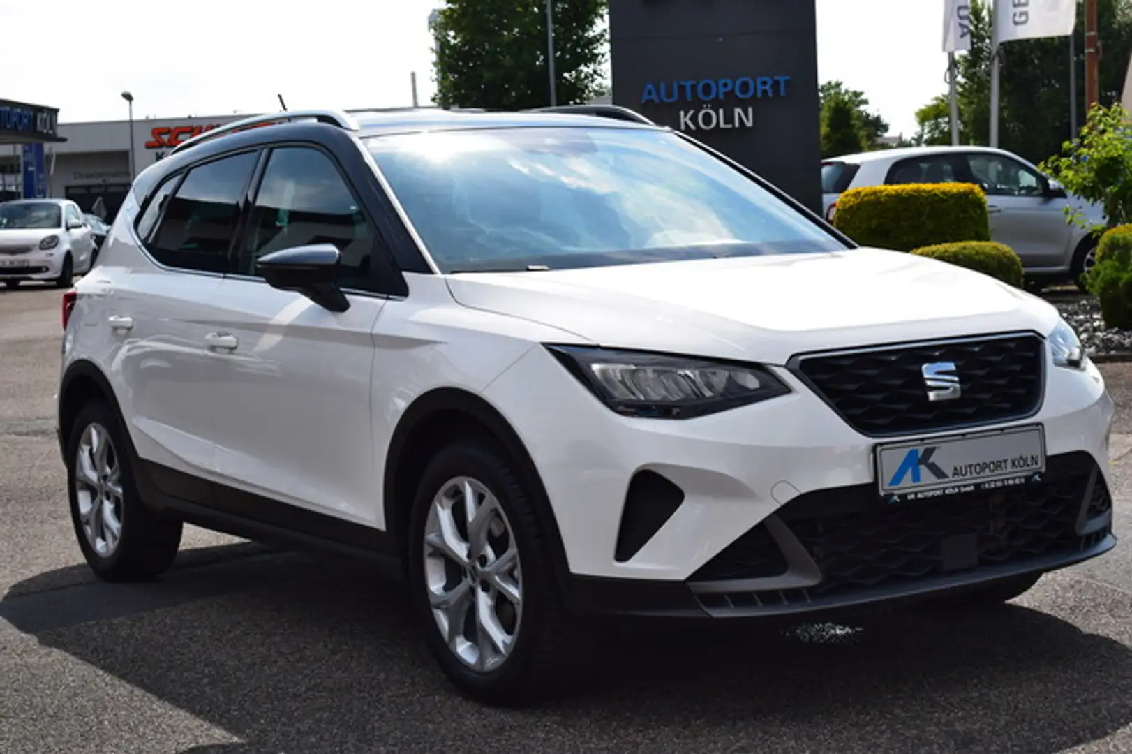 SEAT Arona FR*Full-Link*SHZ*PDC*ALU*LED* Blanc - 1