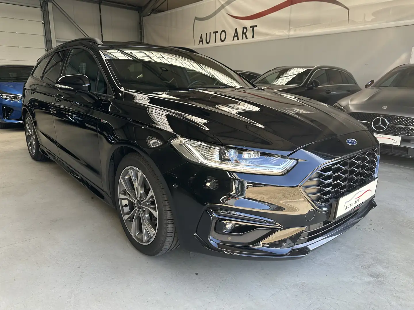 Ford Mondeo ST-Line Navi LED AHK DAB ACC SHZ Noir - 1