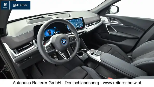 BMW Ix2 view 17