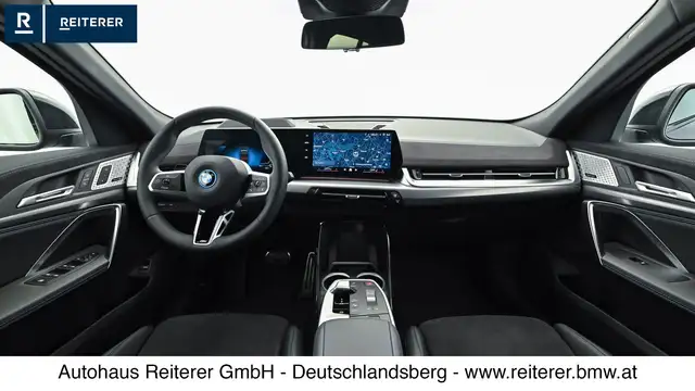 BMW Ix2 view 13