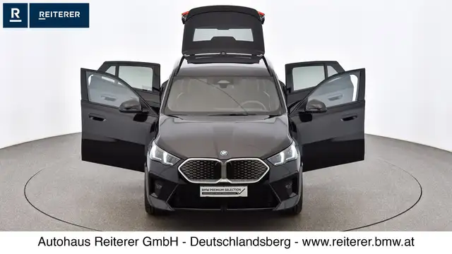BMW Ix2 view 8