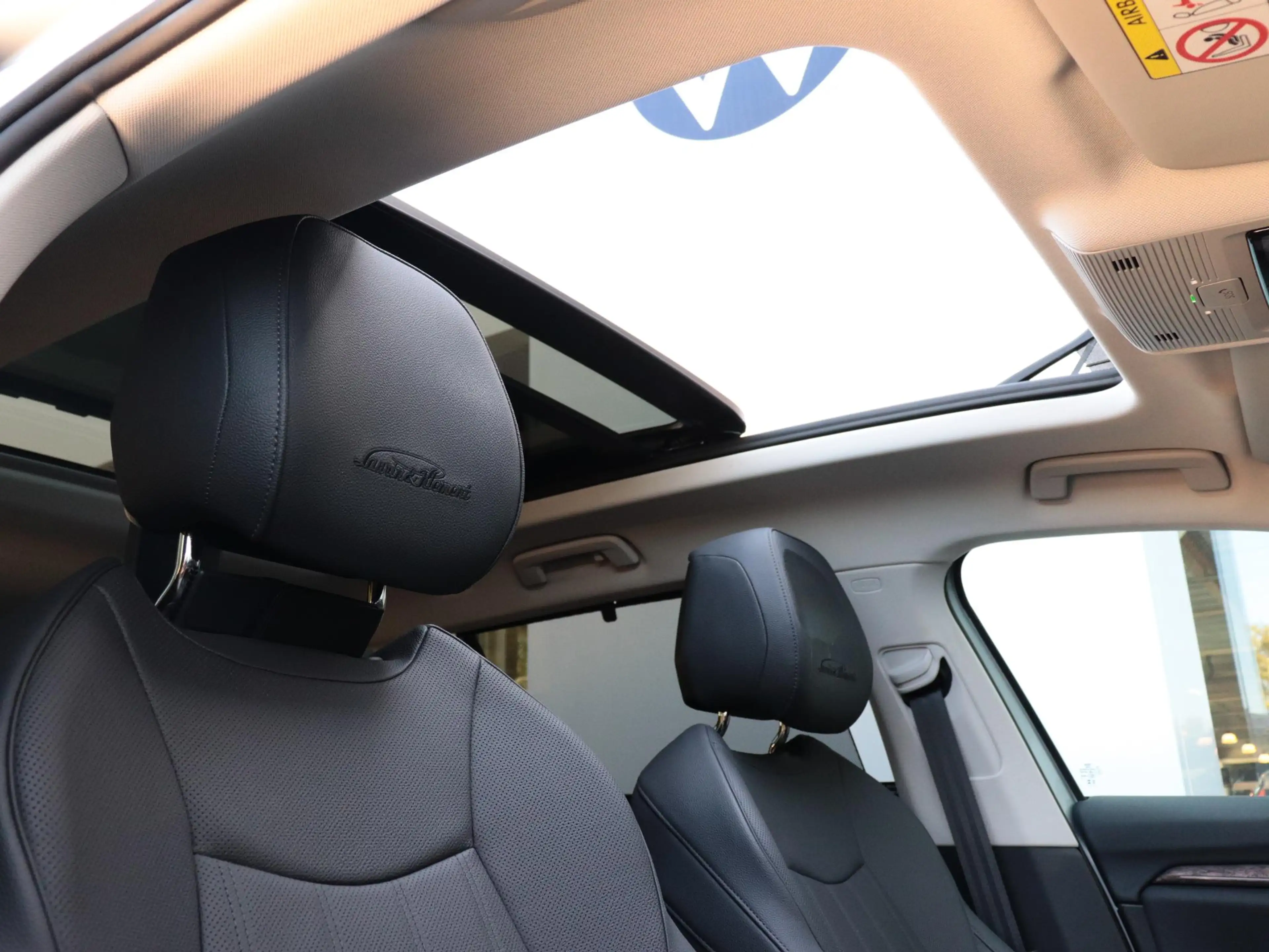 Skoda Superb 1.5 TSI PHEV Laurin & Klement | Wegklapbare trekha — photo 10