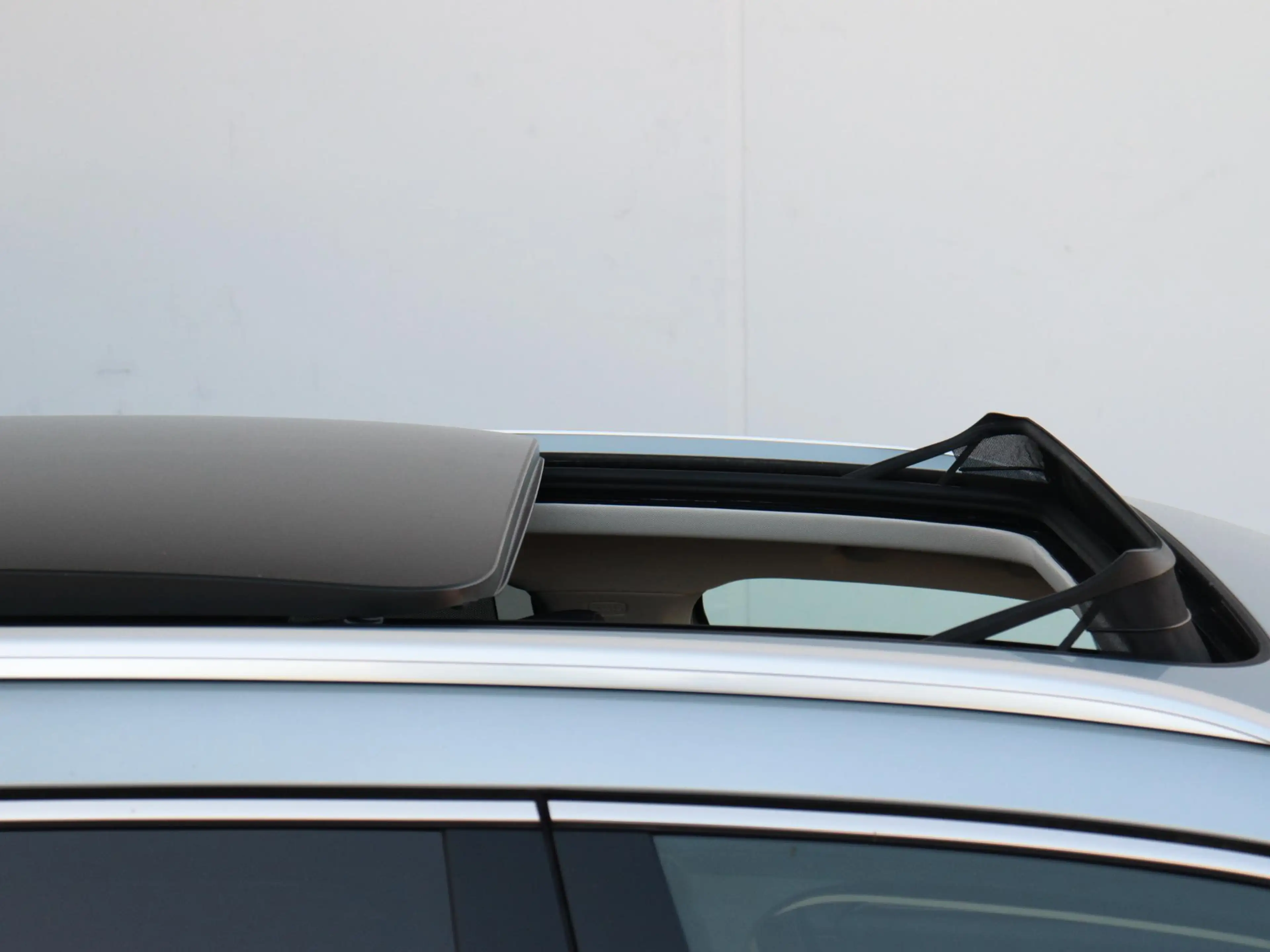 Skoda Superb 1.5 TSI PHEV Laurin & Klement | Wegklapbare trekha — photo 5