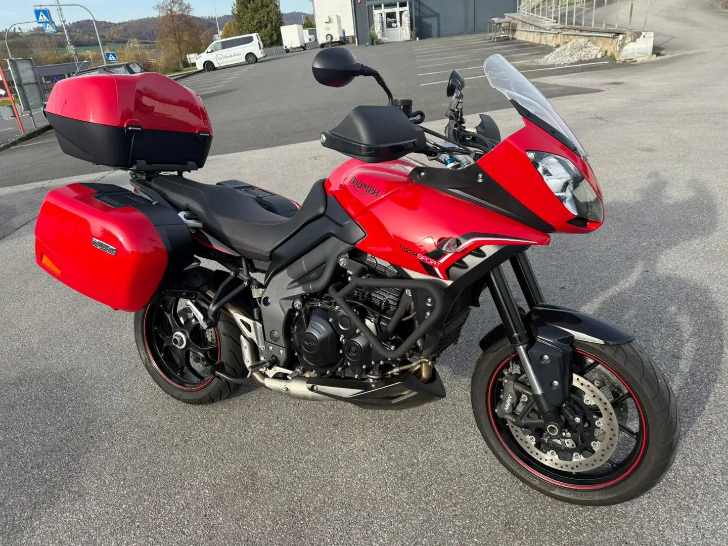 Triumph Tiger 1050 ABS 1. Hand Service - NEU Red - 1