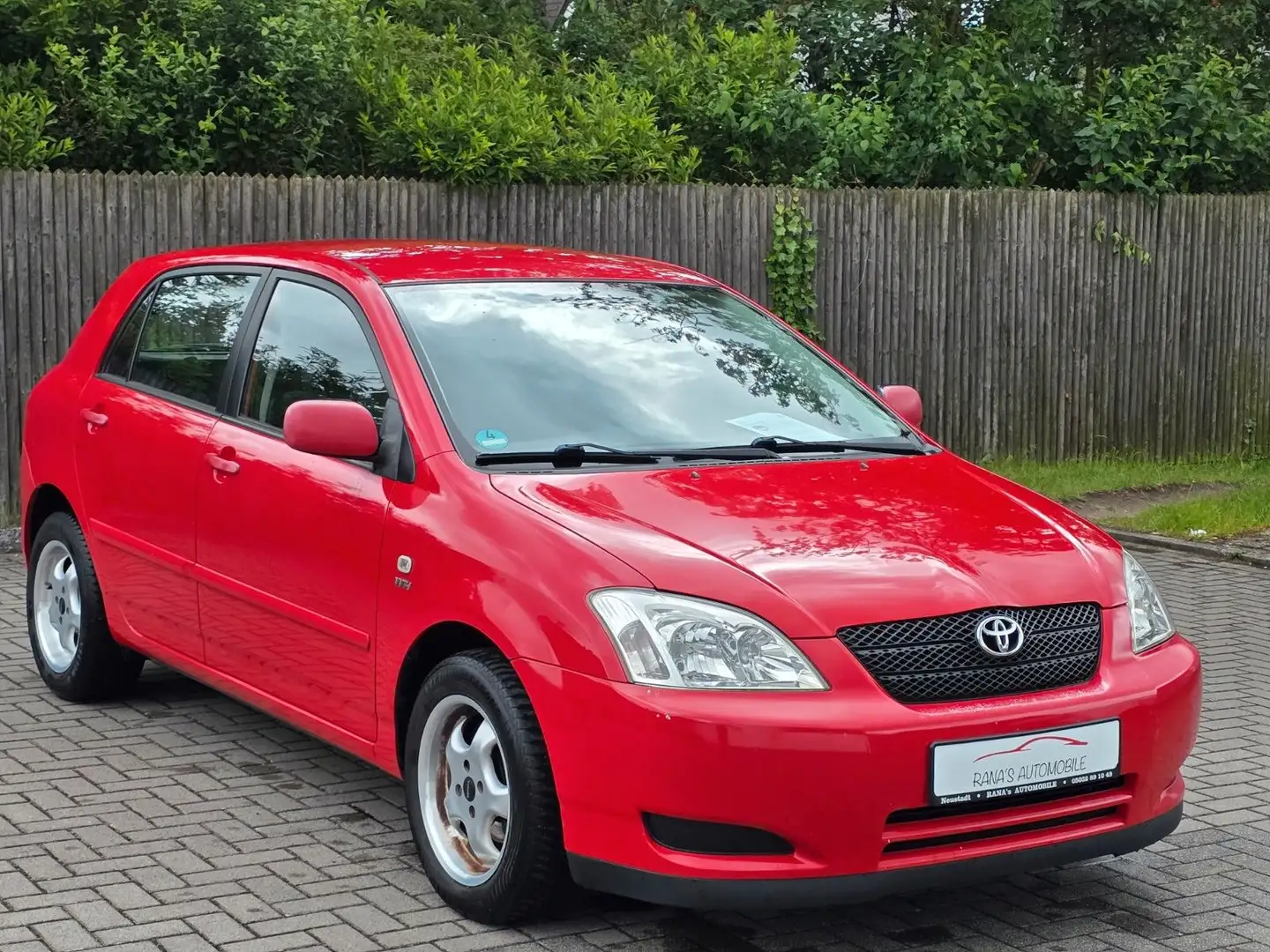 Toyota Corolla 1.6 Roşu - 2