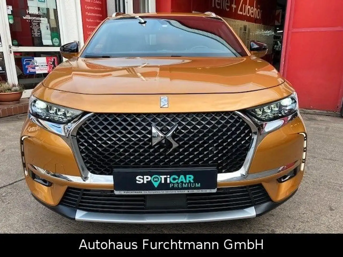 DS Automobiles DS 7 Crossback 2.0 BlueHDi 180 FAP  Be Chic Gold - 2