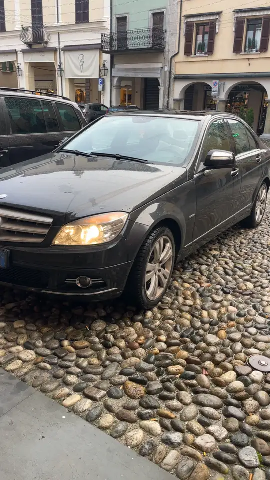 Mercedes-Benz C 320