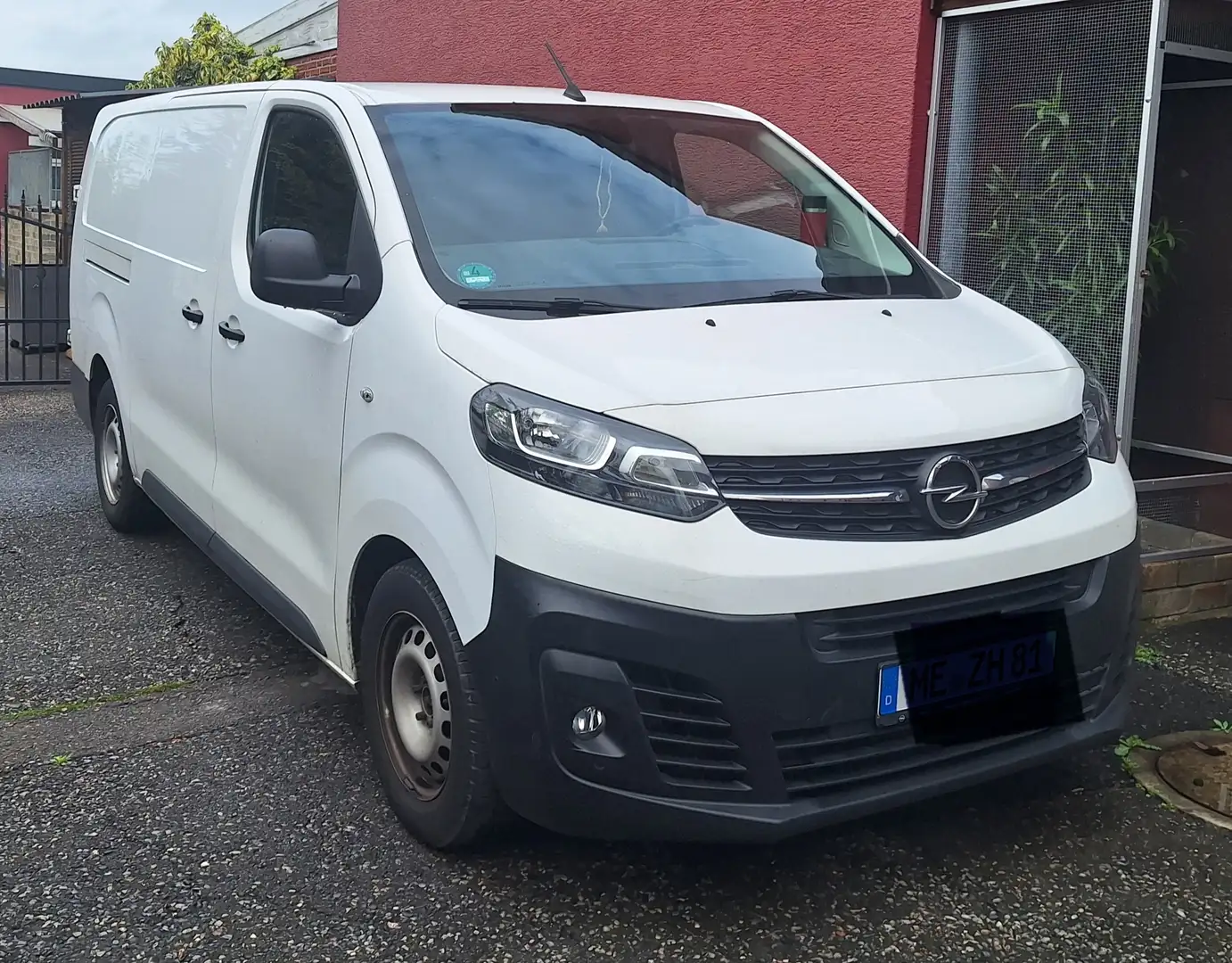 Opel Vivaro Weiß - 1