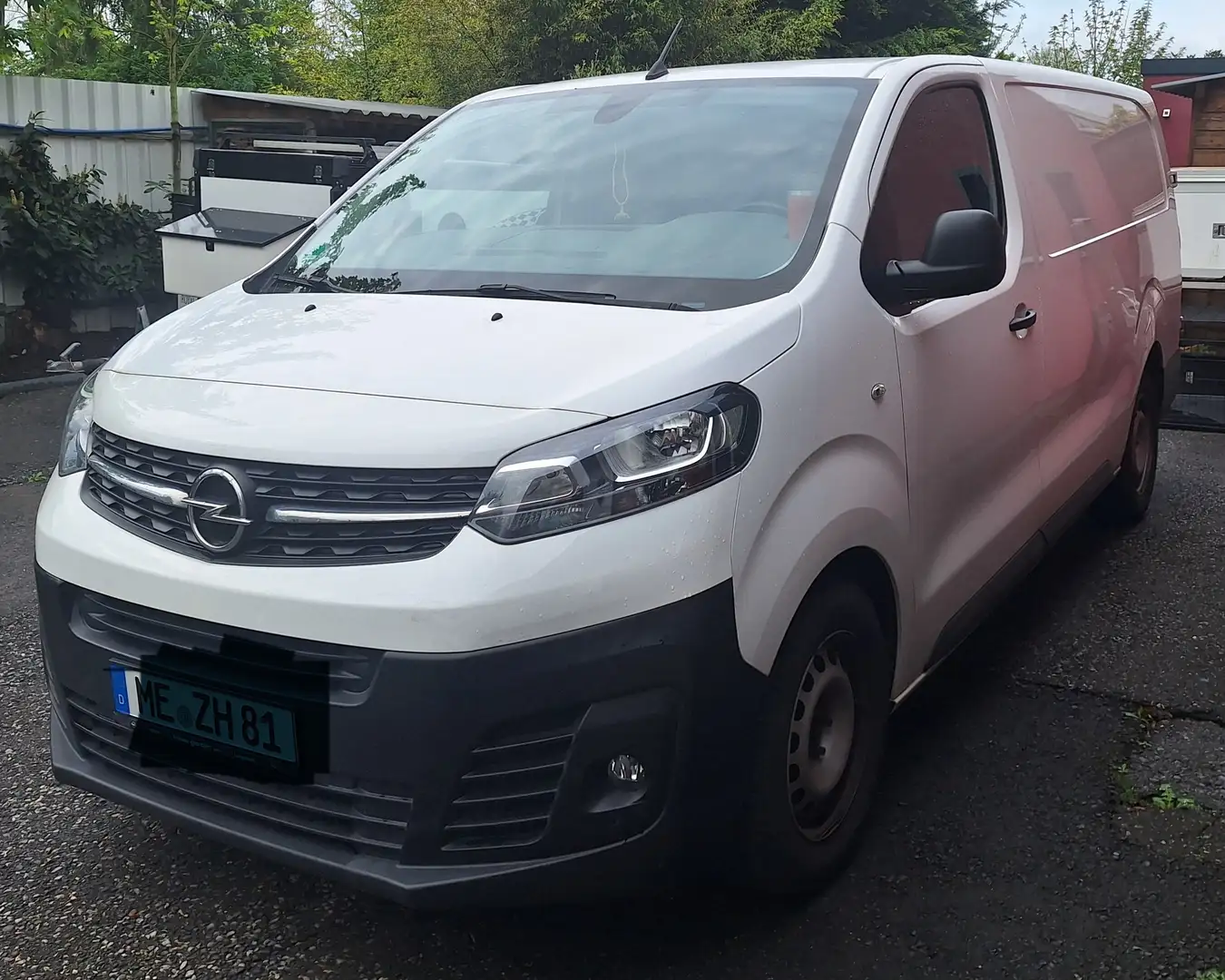 Opel Vivaro Weiß - 2
