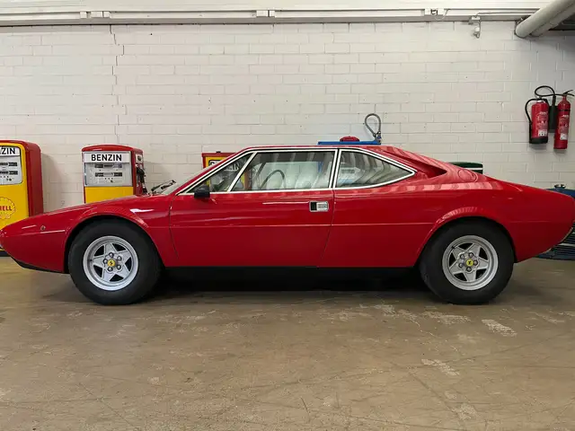 Ferrari Dino GT4