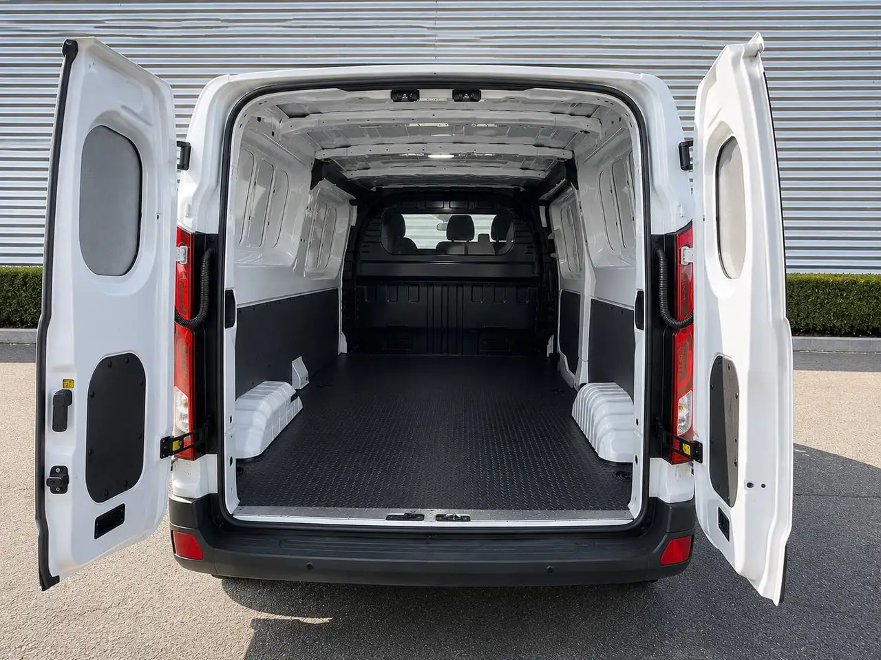 Maxus eDeliver 7 2025