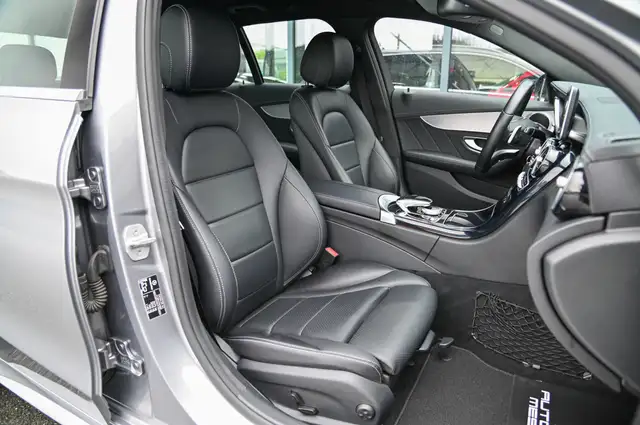 Mercedes-Benz C view 14