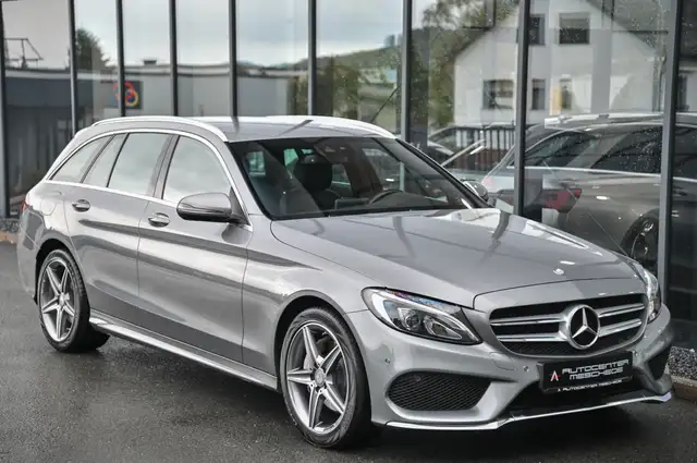 Mercedes-Benz C view 3