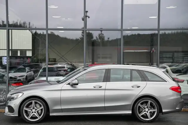 Mercedes-Benz C view 6
