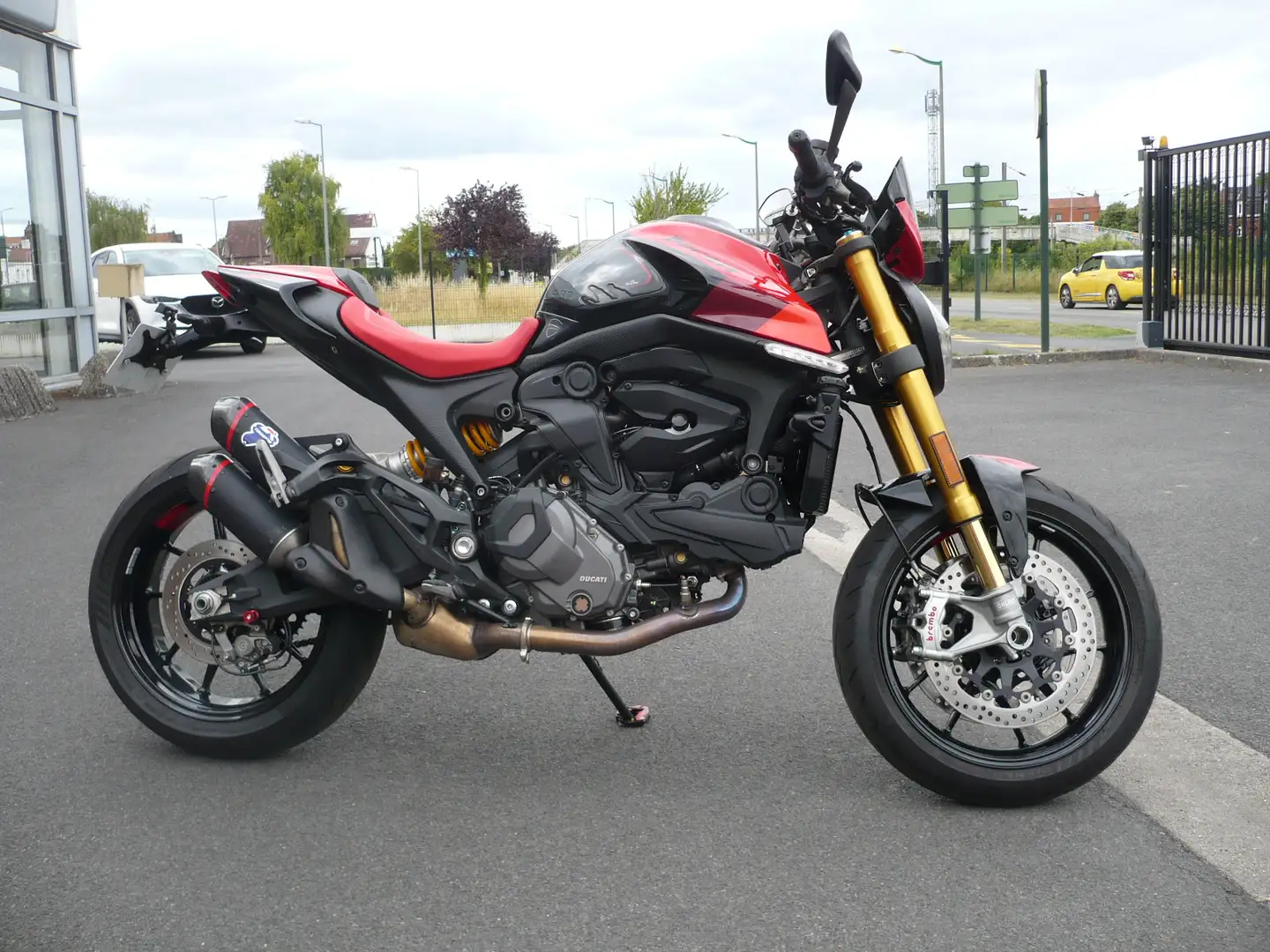Ducati Monster 937 Rouge - 1