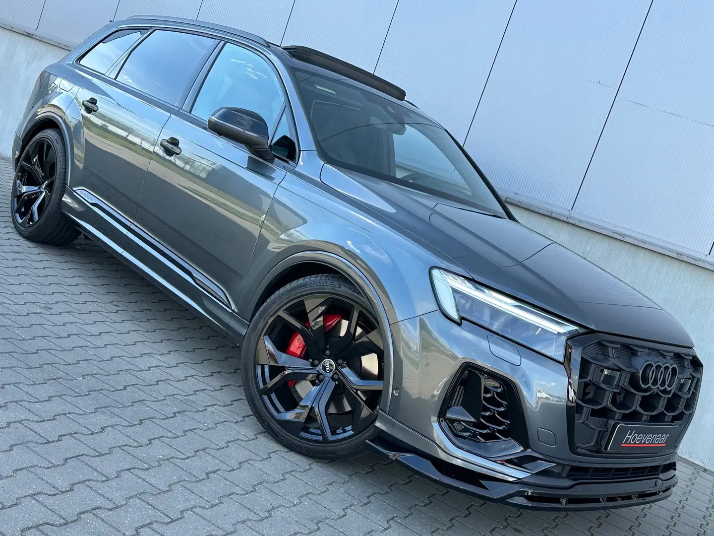 Audi Q7 60 TFSI e S-line 490Pk Carbon Competition 22Inch R Gris - 1