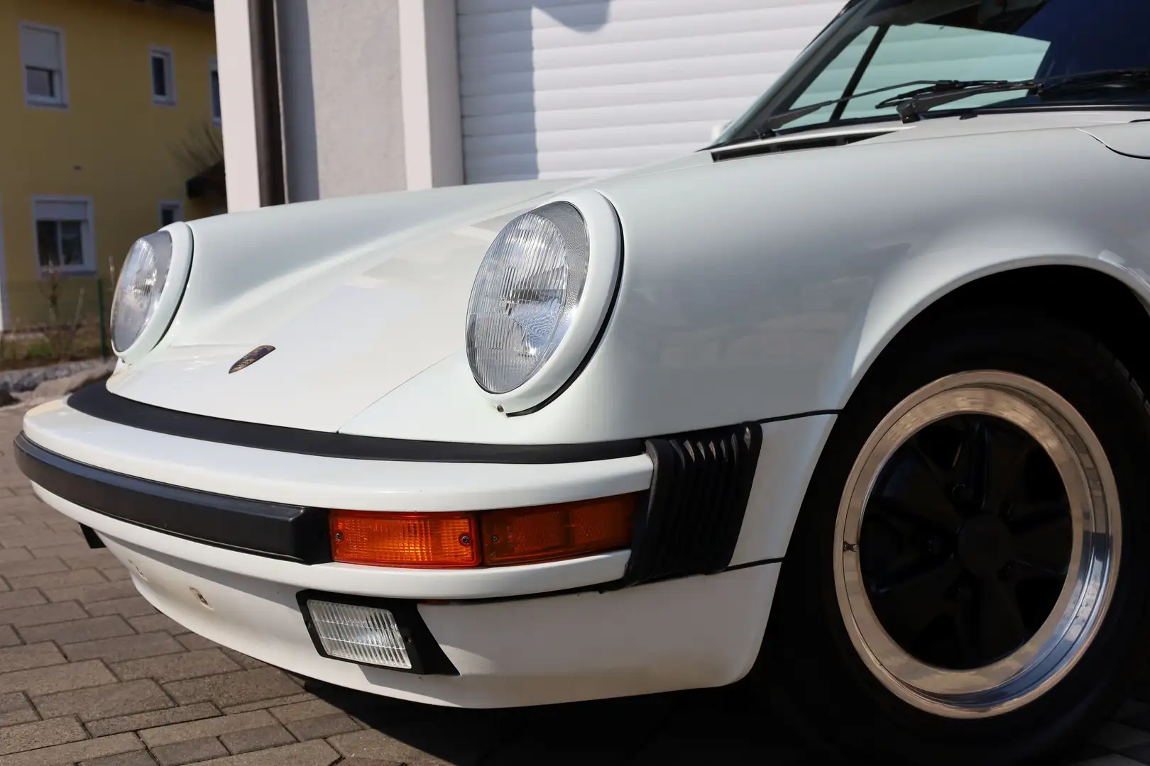 Porsche 911 911 3,2L G-MODELL G50 CARRERA CABRIOLET GRANDPRIX Weiß - 2