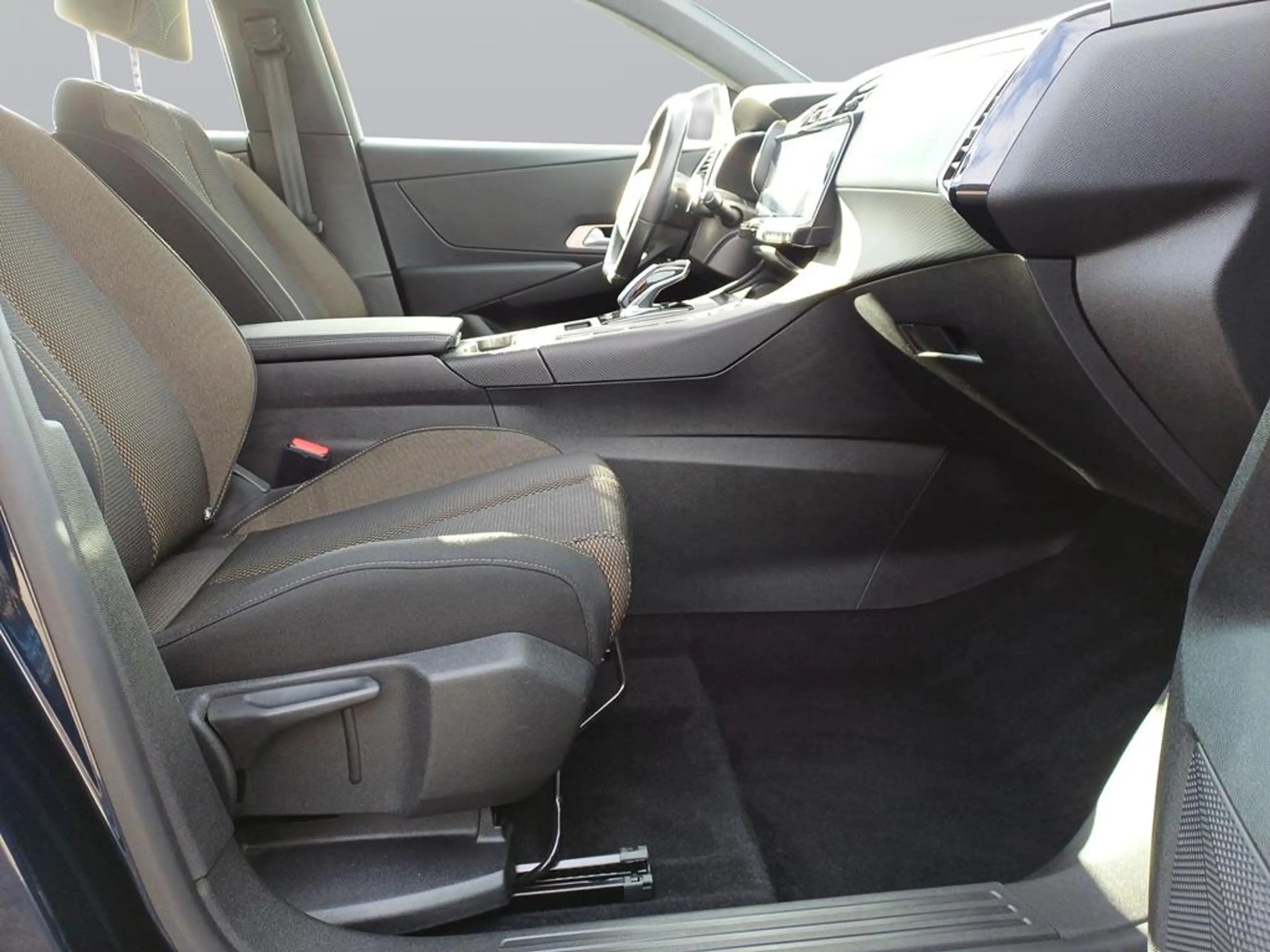 DS Automobiles DS 7 DS 7 BASTILLE BlueHDi 130 — photo 14