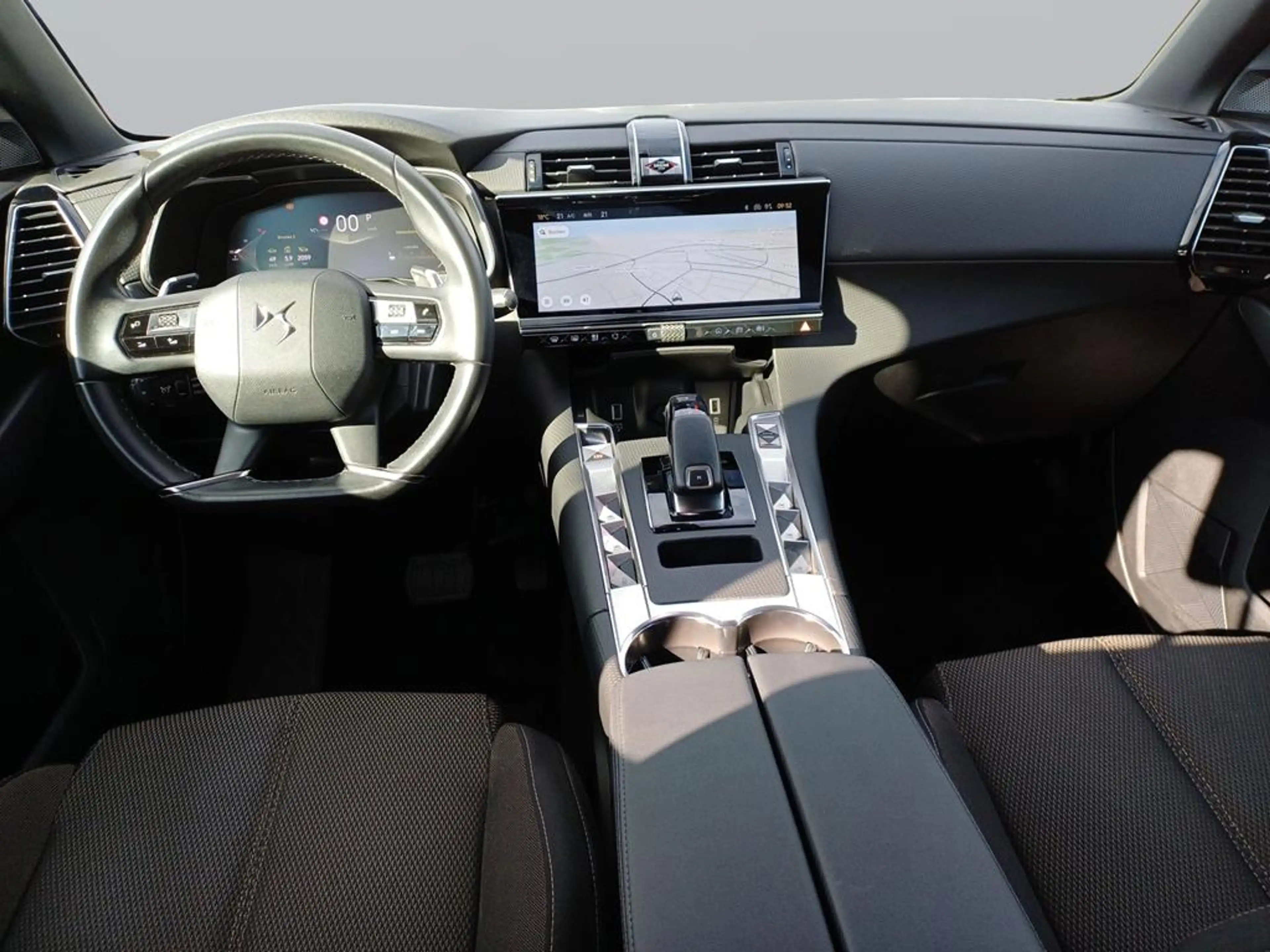 DS Automobiles DS 7 DS 7 BASTILLE BlueHDi 130 — photo 12