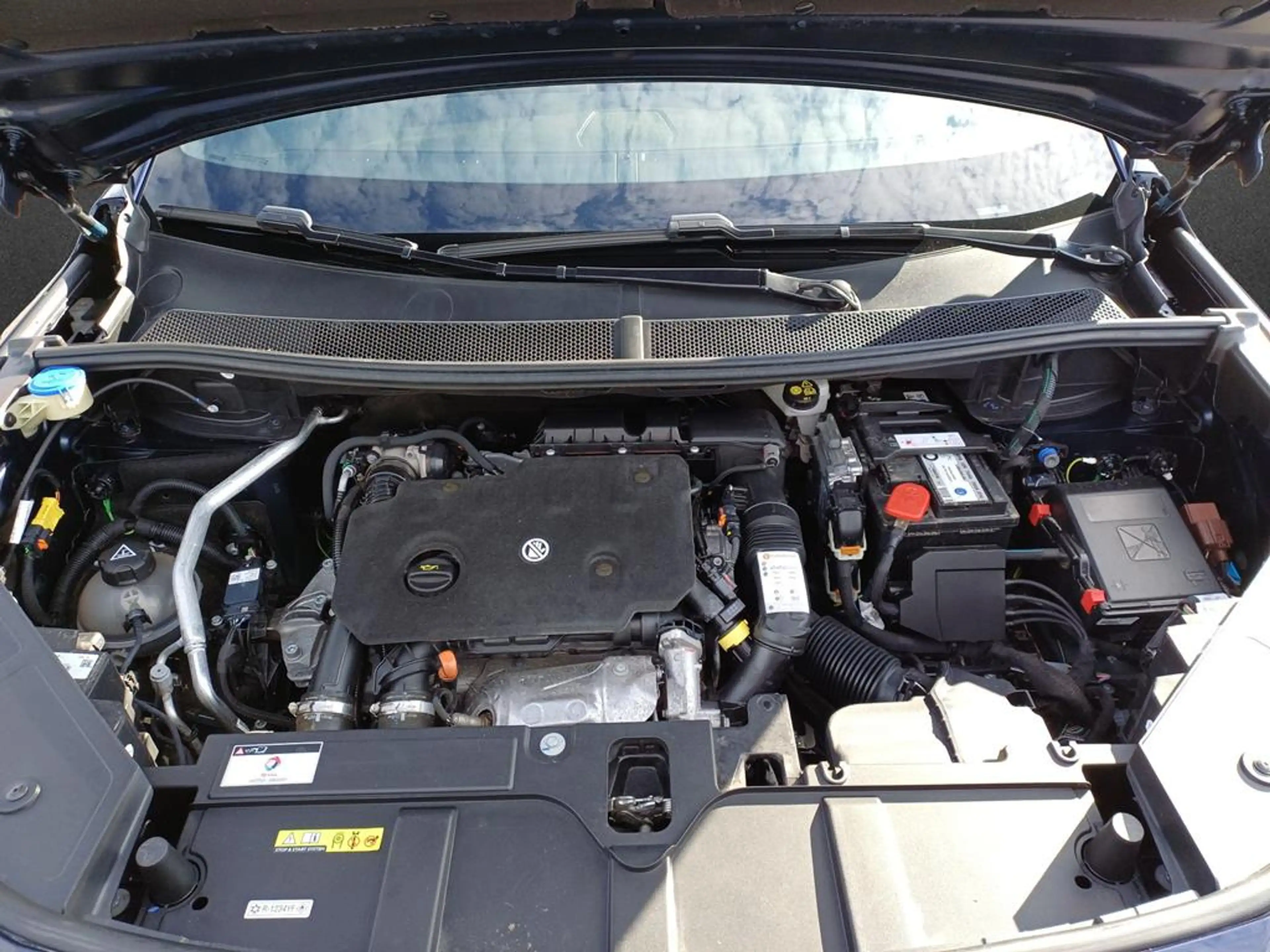 DS Automobiles DS 7 DS 7 BASTILLE BlueHDi 130 — photo 5