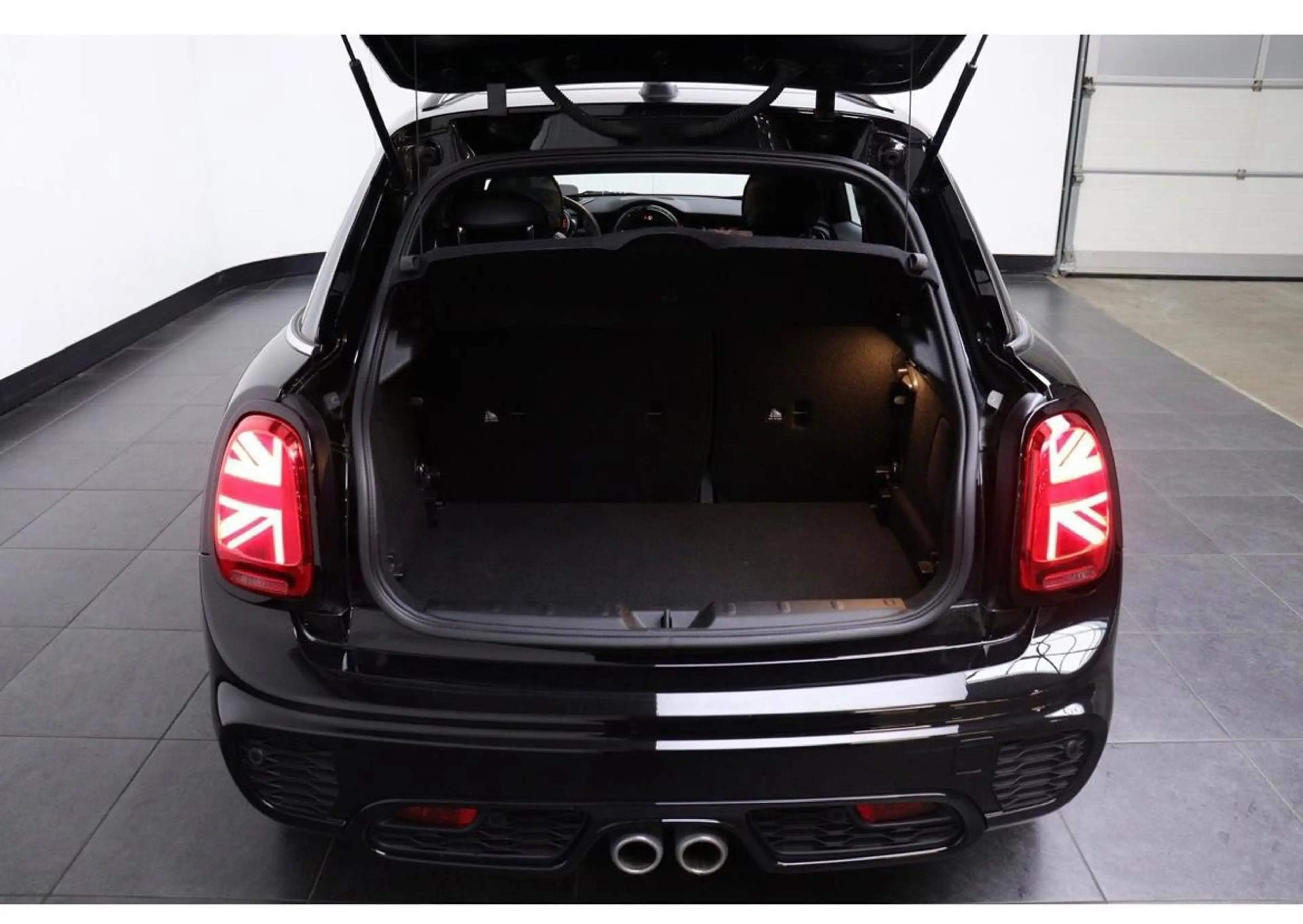 MINI Cooper S 5-Deurs 2.0 Knightsbridge Edition Jcw package Pano — photo 11
