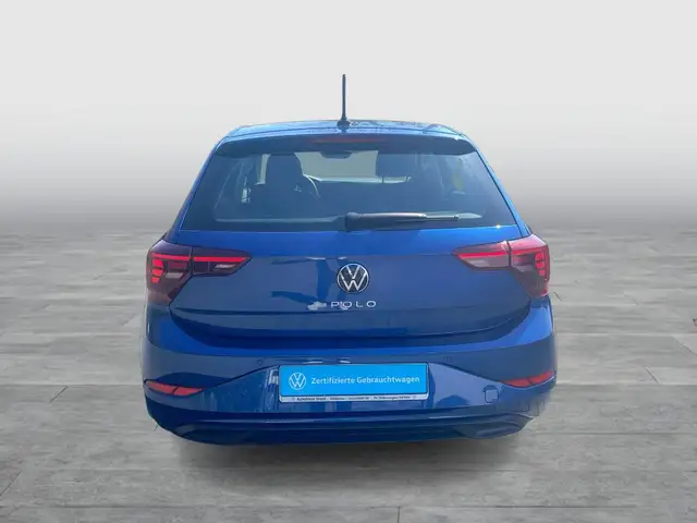 Volkswagen Polo view 4