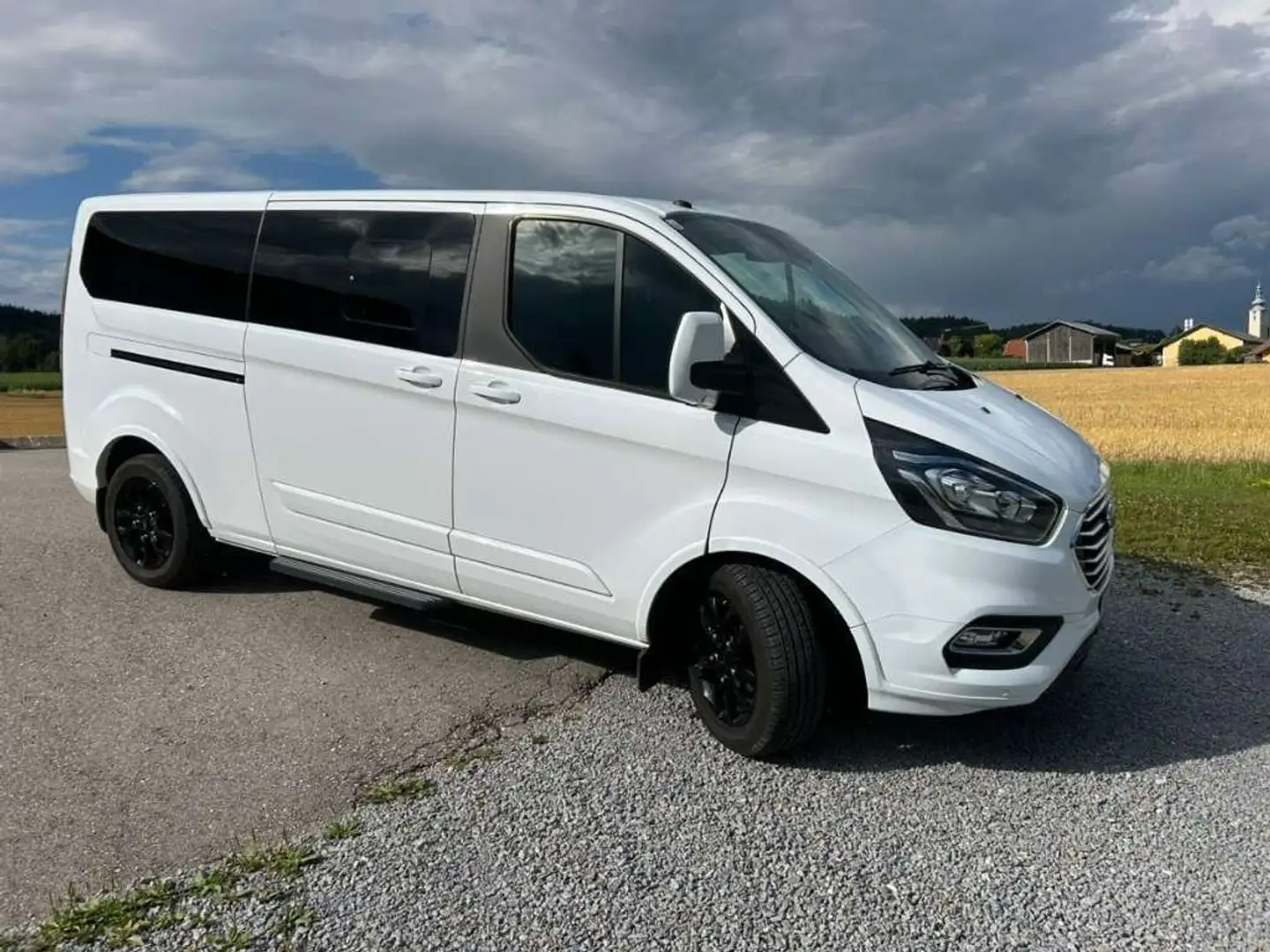 Ford Tourneo Custom Tourneo Custom 2,0 EcoBlue 320 L1 Titanium Weiß - 1