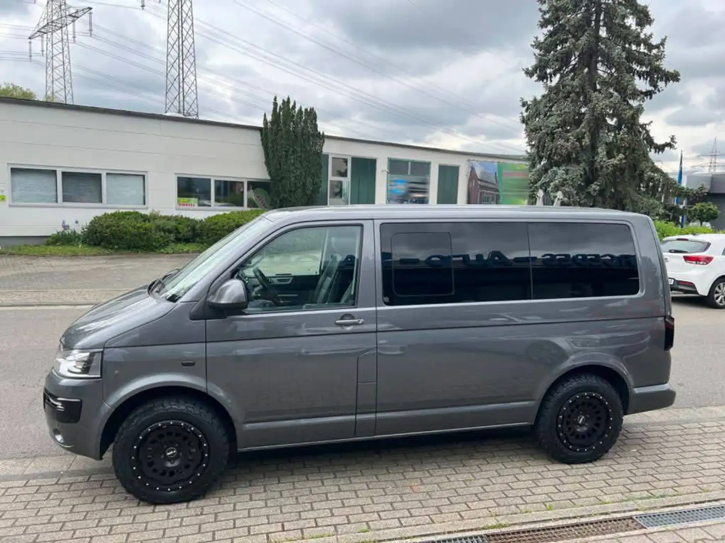 Volkswagen T5 Multivan Multivan 1.9 TDI 104 (6pl) - 1