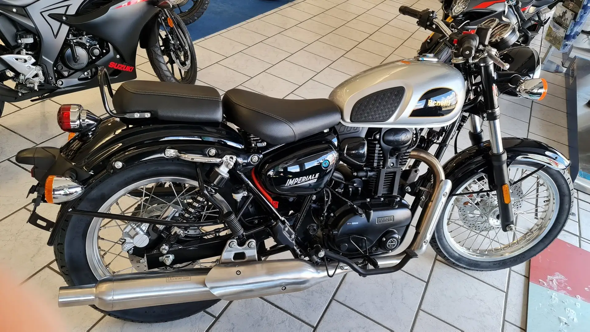 Benelli Imperiale NAKED ABS Nero - 2
