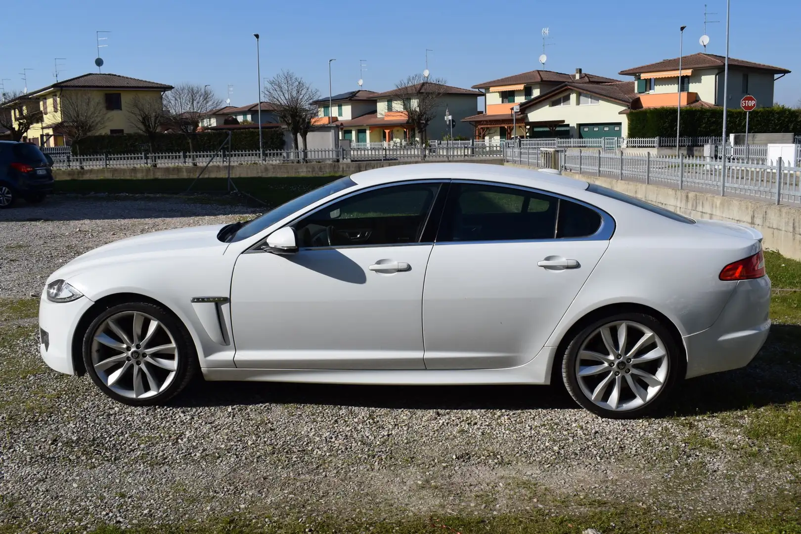 Jaguar XF 2.2d s&s auto - 1