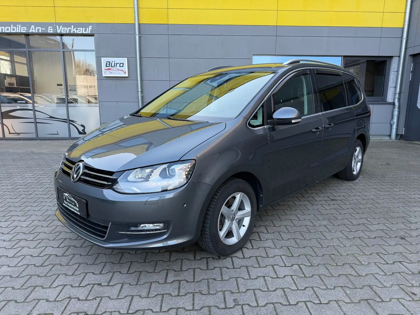 Volkswagen Sharan Highline/AUTOMATIK/XENON/KAMERA/FREISPREC Gris - 2