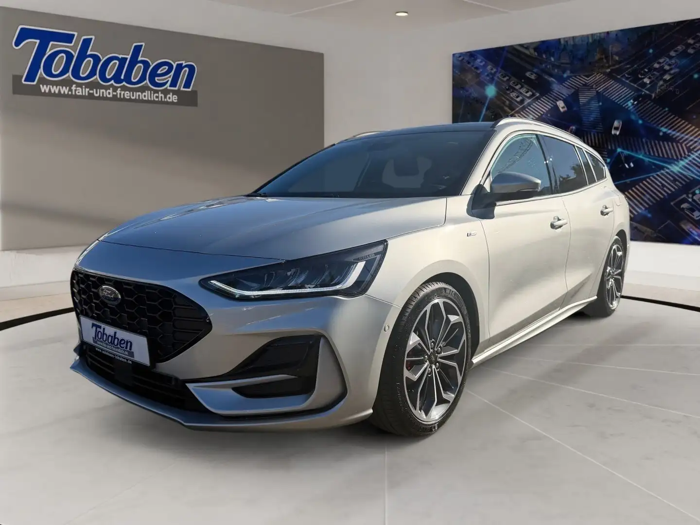 Ford Focus 1.5 EcoBlue ST-Line X PANO/AUT./FGS Plateado - 1